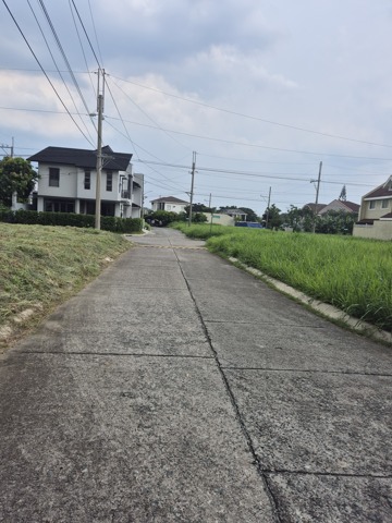 Pulong Santa Cruz, Santa Rosa, Lot For Sale