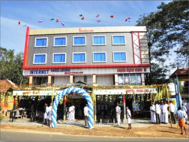 Moolankave Post, Mysore Road, Sulthan Bathery, Wayanad, Hill Blooms Residency