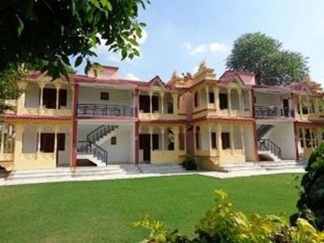 Near Yashoda Nandan Garden, Nikunj Road, Nathdwara, Nikunj River Resort