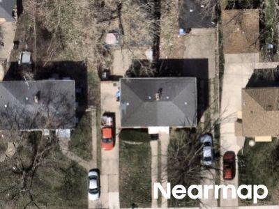 E Th St, Chicago, Preforeclosure Townhouse In