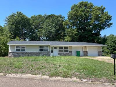 Springdale Dr, Columbus, Foreclosure Single-family Home