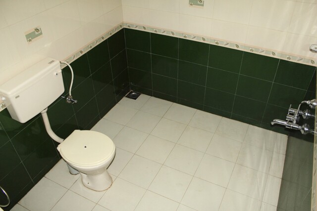 Thekkady, Room For Rent