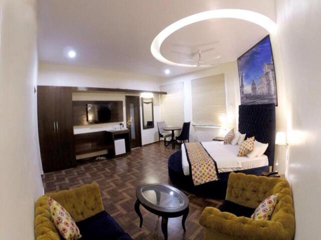 Dav College Road, Near Hotel Giorgio, Abohar, Hotel Heavens View