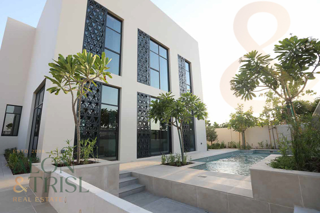 Hayyan, Sharjah, Townhouse For Sale