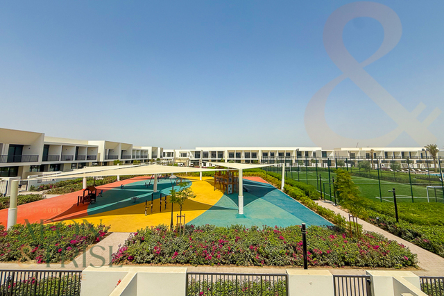 Town Square, Maha Townhouses, Dubai, Townhouse For Rent