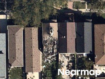 W Th Pl, Chicago, Preforeclosure Property In