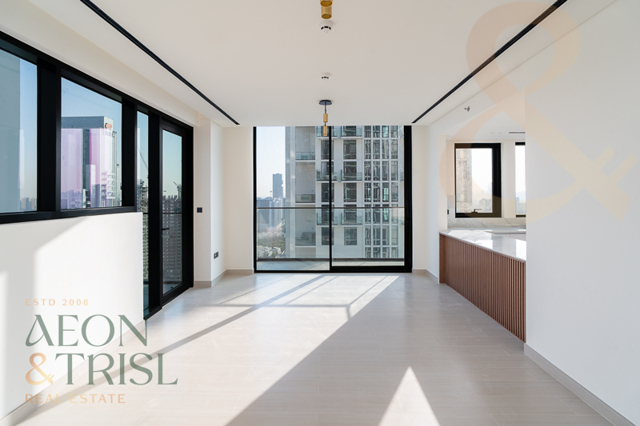 Jumeirah Village Circle, Binghatti Tulip, Dubai, Apartment For Sale