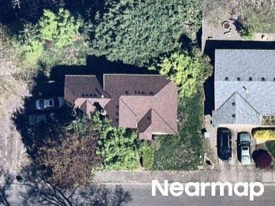 Ne Olympic St, Hillsboro, Preforeclosure Single-family Home