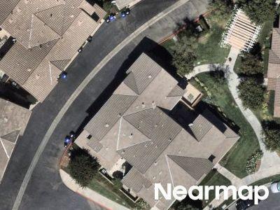 Riverside Ln, Valencia, Preforeclosure Condo In