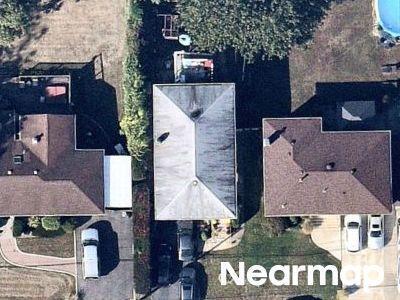 Silver St, West Babylon, Preforeclosure Single-family Home