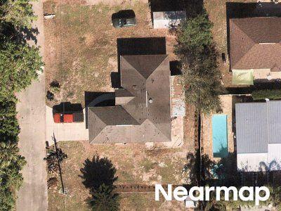 Pine Ave, Bonita Springs, Preforeclosure Single-family Home