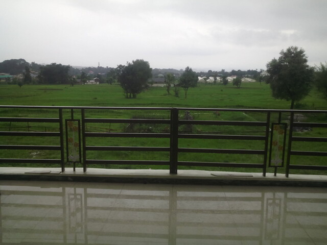 Bandla, Room For Rent