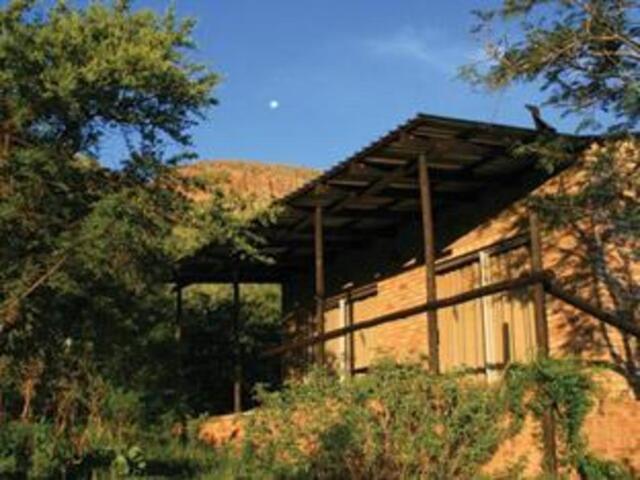 Portion  Wagenpadspruit Farm Jq, Rustenburg, Thirsty Falls Guest