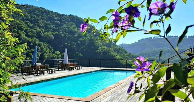 Platrug Road Hoekwil Wilderness, Wilderness, Shangri-la Manor, Guesthouse/bed