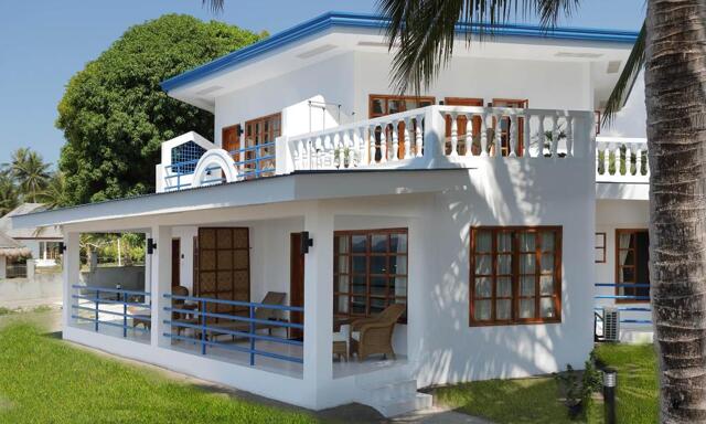 Km . Masaplod Sur, Dumaguete, Villa In Blue