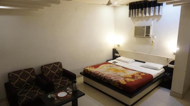 Mdr,satna, Hotel Mahamaya, Hotel