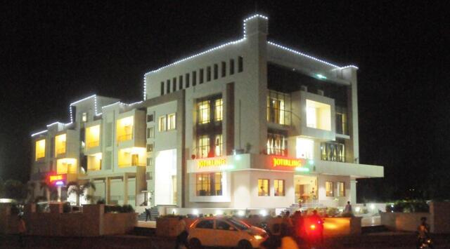 Miraj - Sangola - Pandharpur Road, Sangola, Hotel Jotirling Executive