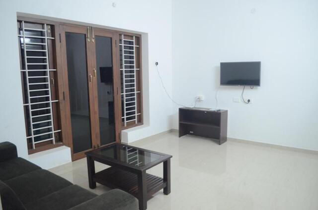 Vkr Nagar Road, Thanneerpandal, Coimbatore, Blackroots Serviced Apartments