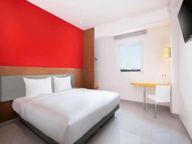 Jalan Kalimantan, Madiun, Amaris  Hotel