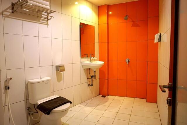 Jl. A. Yani, Surakarta, Red Chilies Hotel