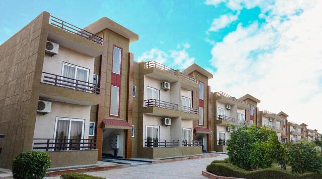 Vrindavan, Vrinda Anandam Resort