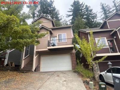 Se Paladin Ln, Hillsboro, Preforeclosure Single-family Home