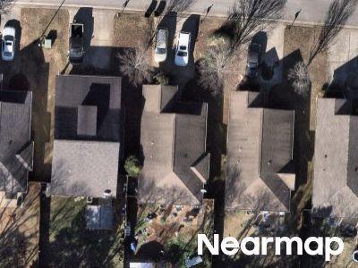 Moss Stone Ln, Calera, Preforeclosure Single-family Home