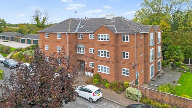 Cliff Lane, Grappenhall, 2 Bedroom Flat