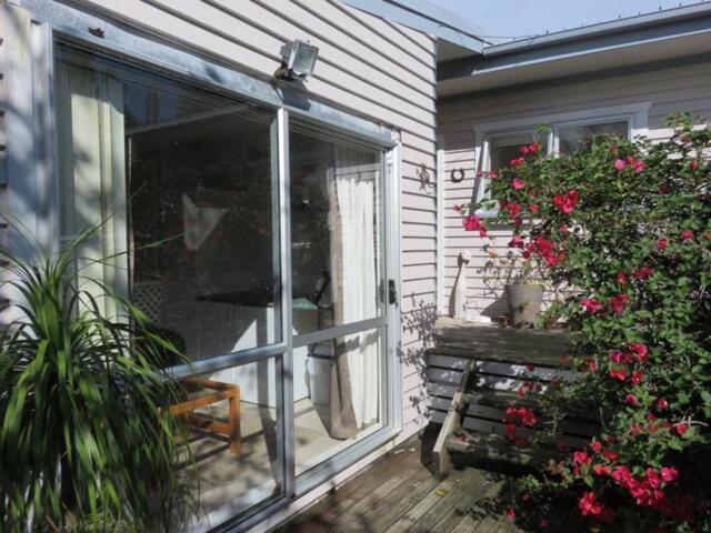 Holt Avenue Browns Bay, Auckland, The Lighthouse, Apartment/flat