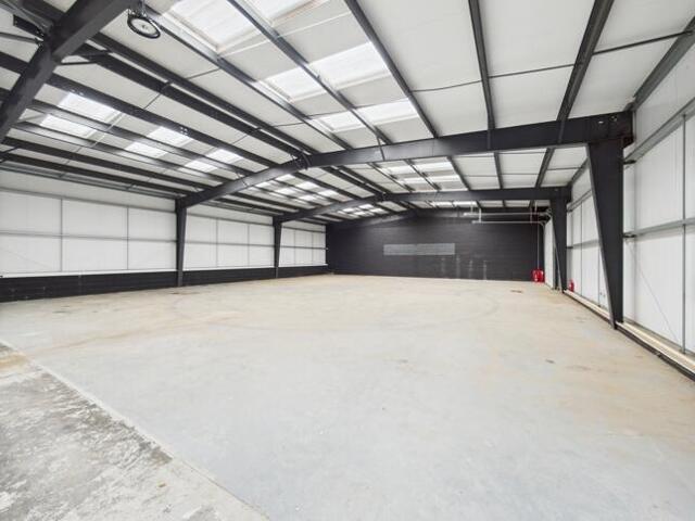 Cleveland Street, Units    Waterloo Trade Park, Hull, Light Industrial Facility