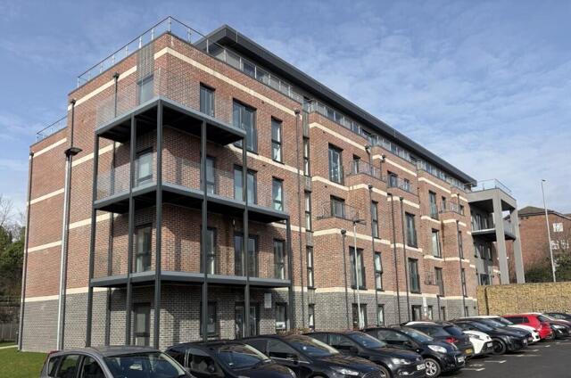 Willow Road, Leeds, 2 Bedroom Apartment