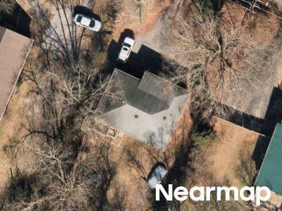 Th St Ne, Cleveland, Preforeclosure Single-family Home