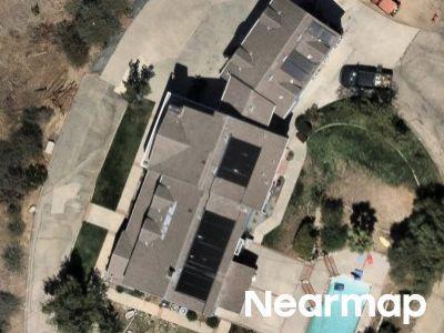 Escondido Dr, Santa Clarita, Preforeclosure Single-family Home