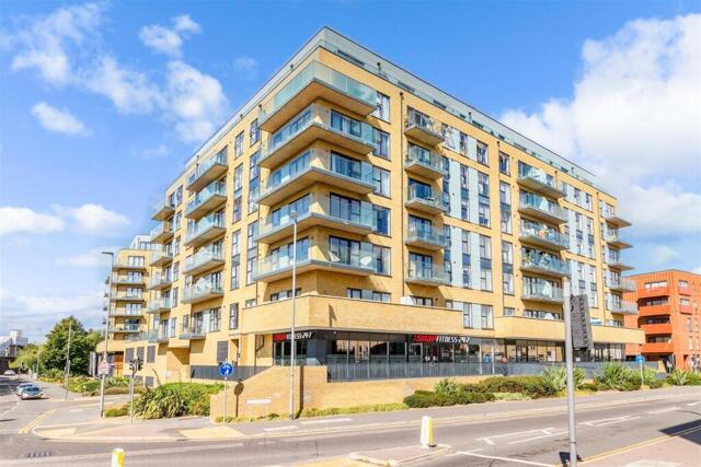 Mill Pond Road, Dartford, 2 Bedroom Flat