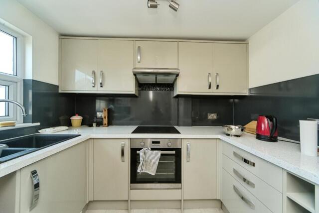 New Town, Uckfield, 2 Bedroom Flat