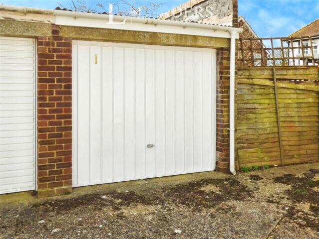 Garage  Cove Road, Rustington, Garage For Sale