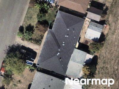 Kelowna St, Woodburn, Preforeclosure Single-family Home