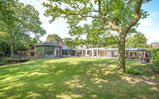 Grange Road, Bowdon, 6 Bedroom Detached