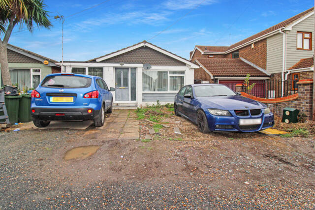 Voorburg Road, Canvey Island, 2 Bedroom Bungalow