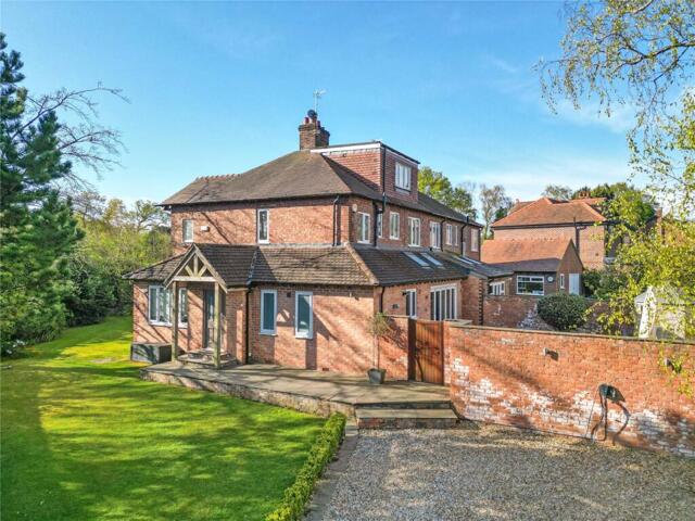 Hale Barns, Shay Lane, Altrincham, 4 Bedroom Semi-detached