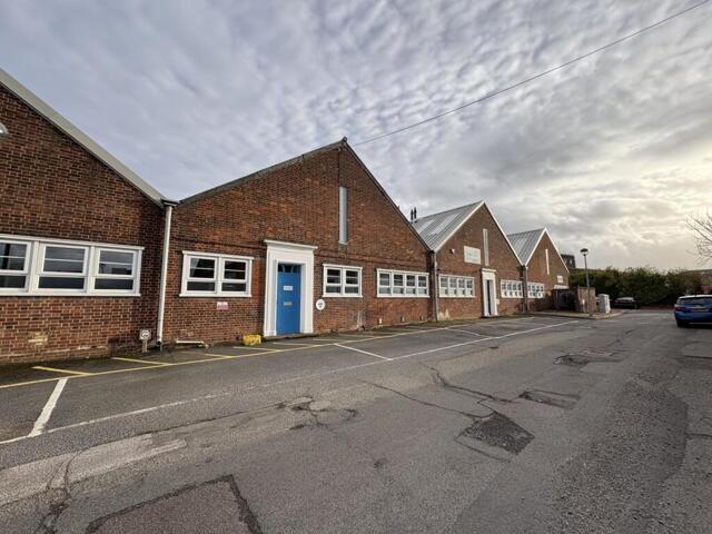 Tewin Court, Welwyn Garden City, Distribution Warehouse To