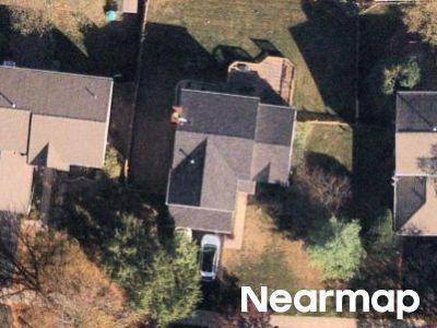 Charlotte Cir, Naperville, Preforeclosure Single-family Home