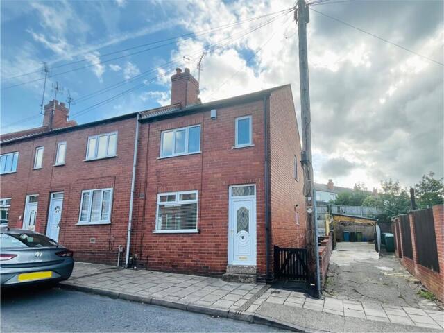 Laurel Avenue, Mansfield, 2 Bedroom End