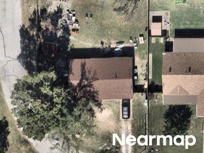 Oakwood Cir, Denton, Preforeclosure Single-family Home