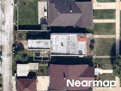 Davis Ave, Whiting, Preforeclosure Single-family Home