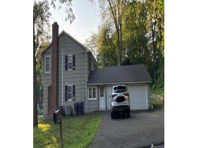 Crest Ter, Fairfield, Preforeclosure Single-family Home