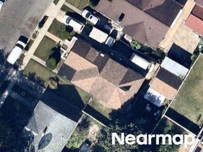 Ilion Ave, Saint Albans, Preforeclosure Single-family Home