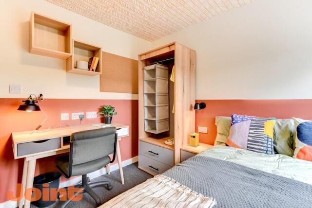 Sedgemoor Road, Bath, 6 Bedroom House