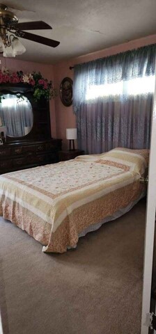 Fairmont, Room For Rent