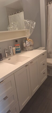 Oakville, Room For Rent